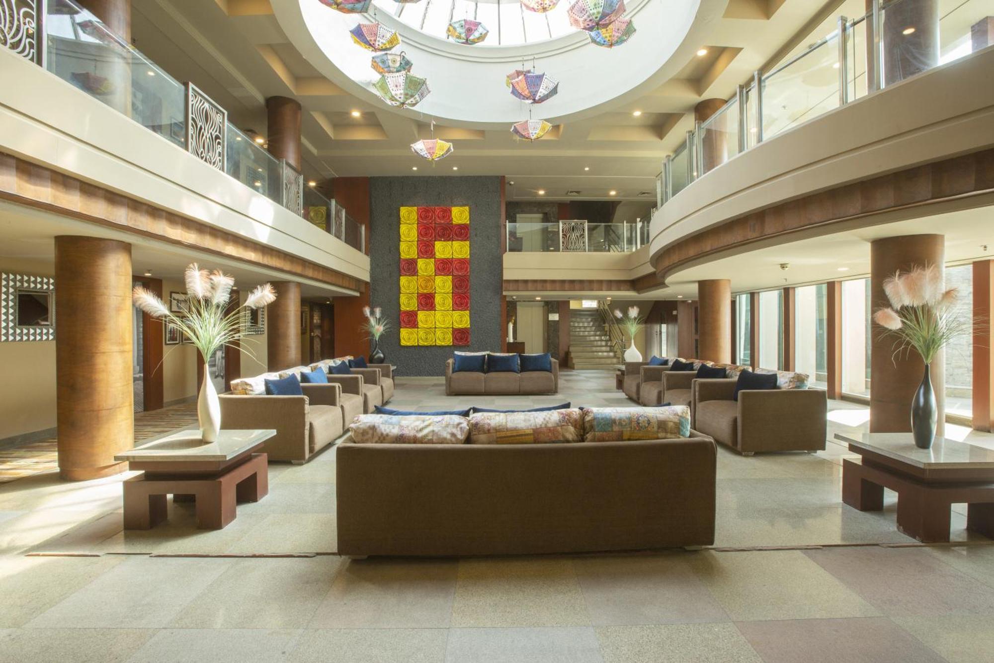 Vesta International Hotel Jaipur Exterior photo