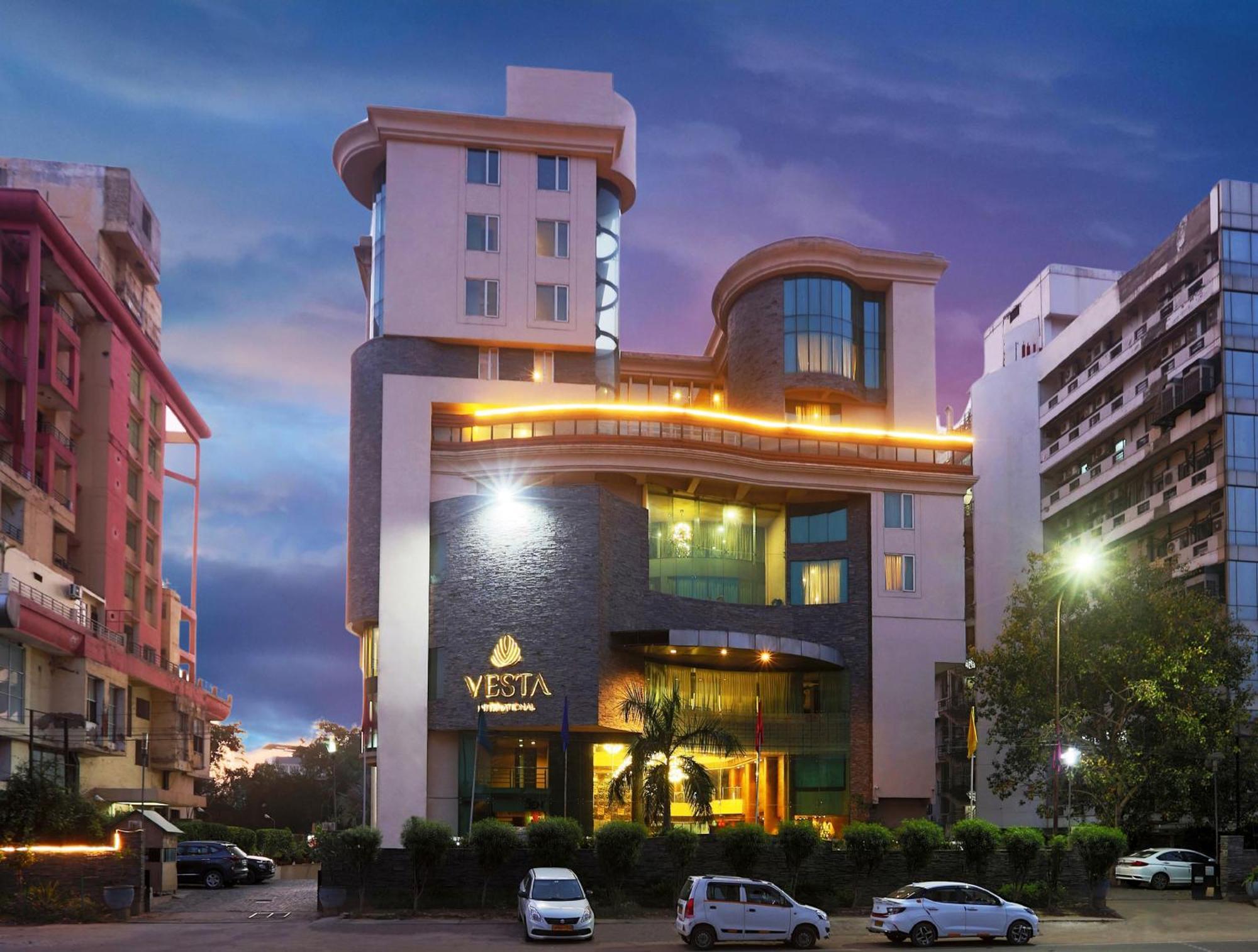 Vesta International Hotel Jaipur Exterior photo